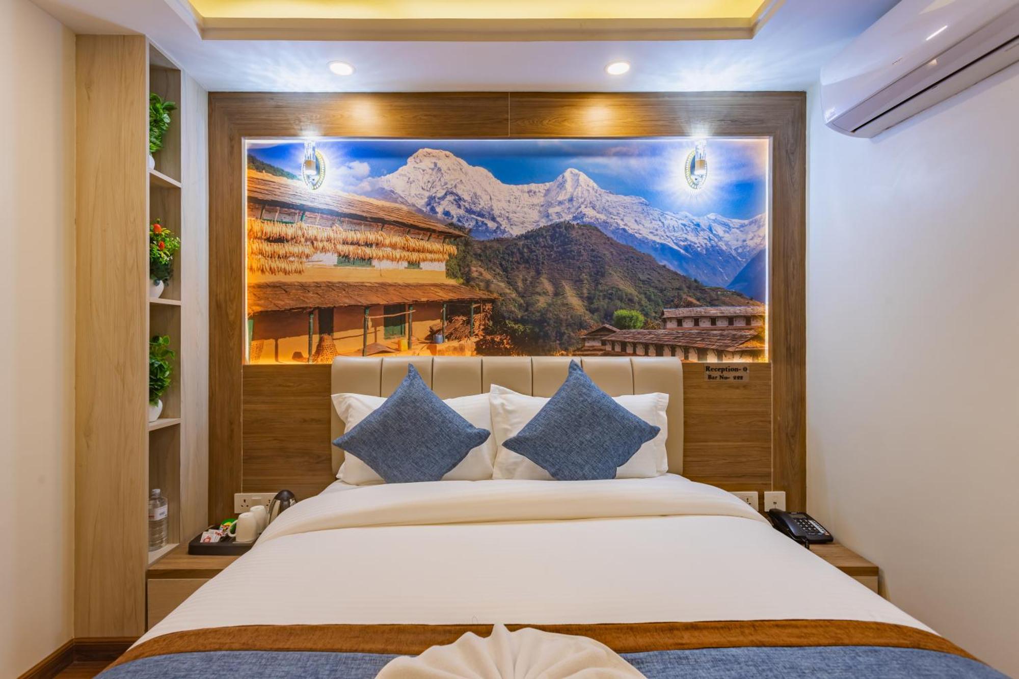 Airport Diana Hotel Kathmandu Ngoại thất bức ảnh