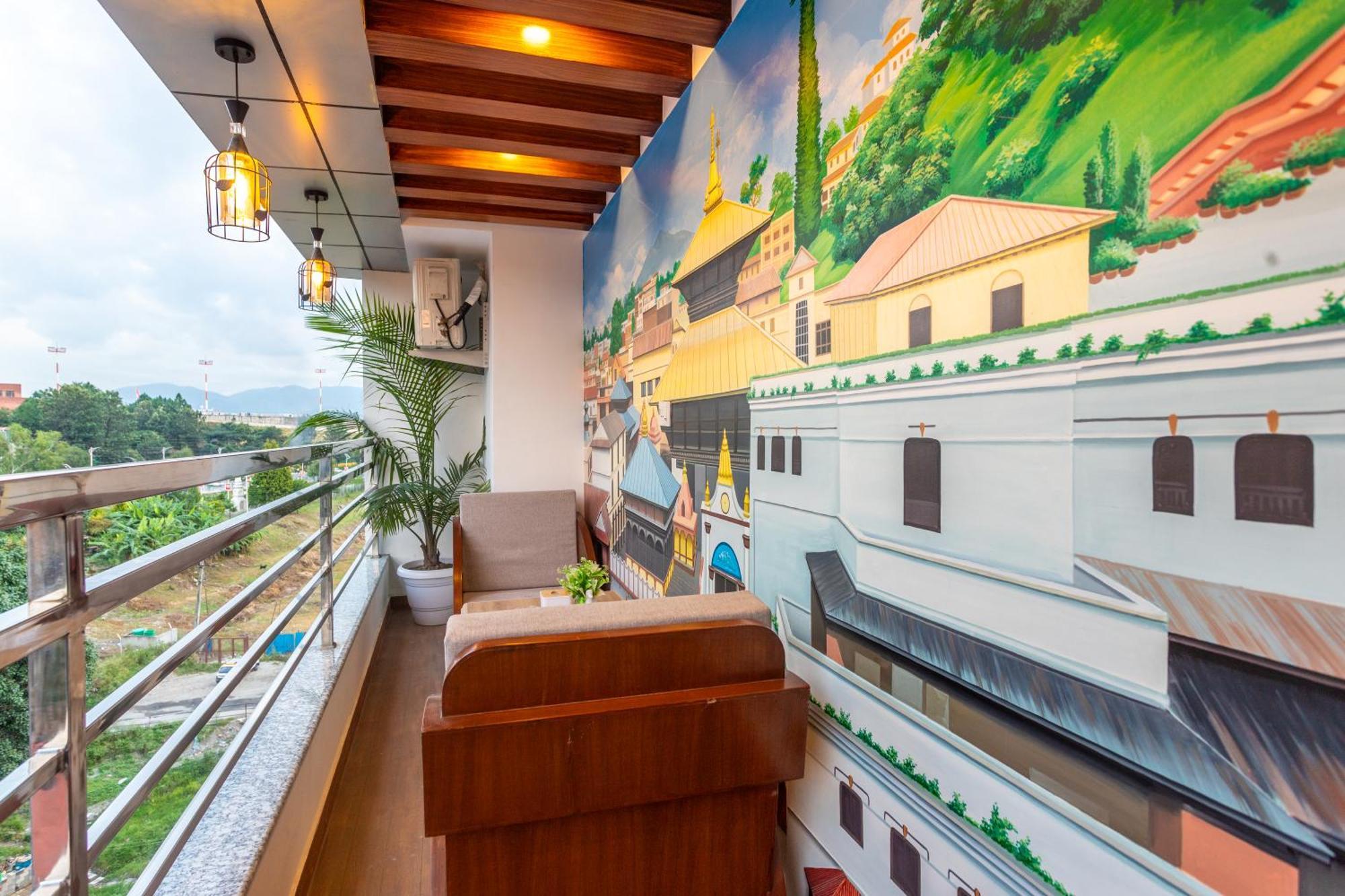 Airport Diana Hotel Kathmandu Ngoại thất bức ảnh