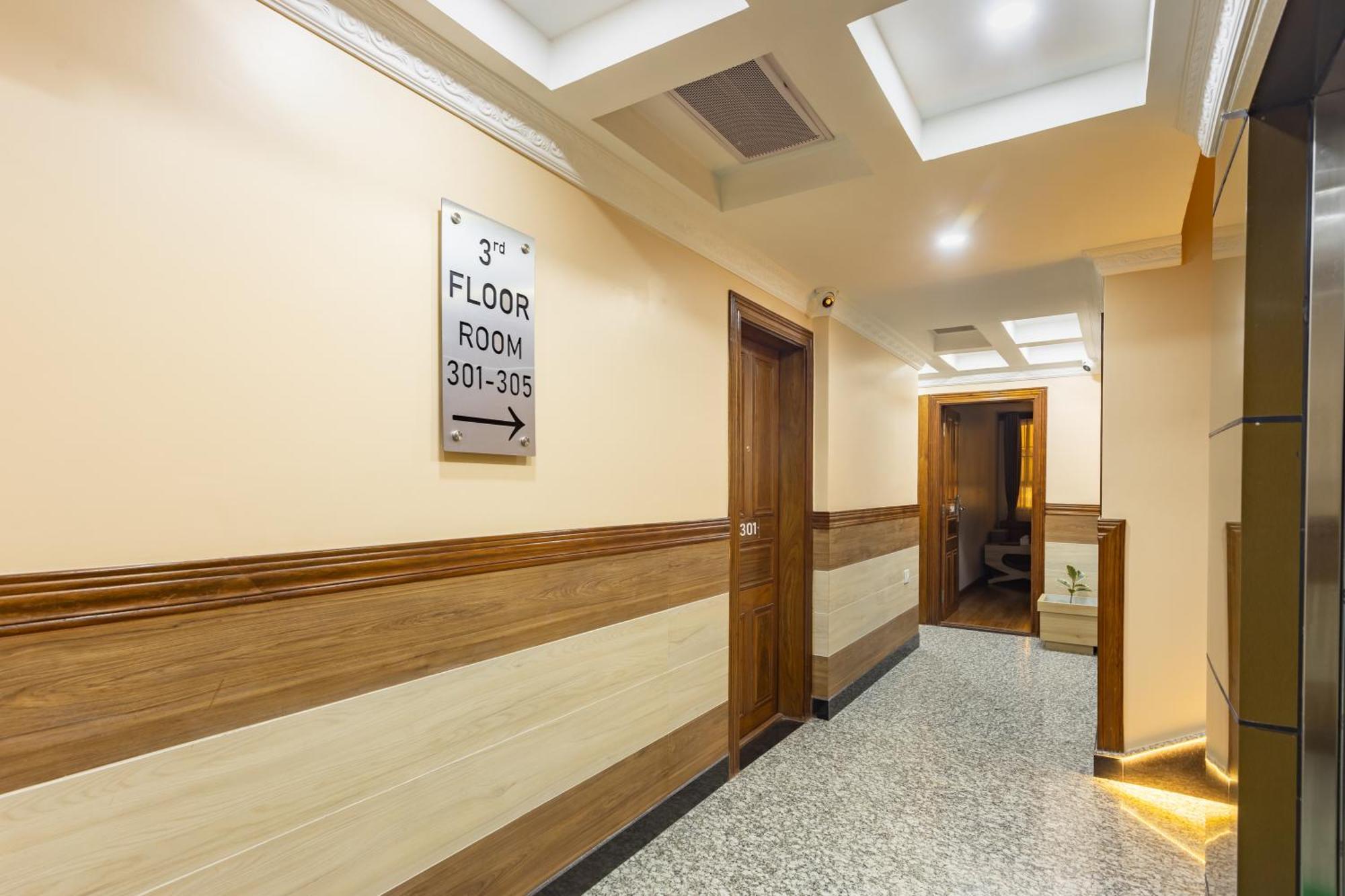 Airport Diana Hotel Kathmandu Ngoại thất bức ảnh